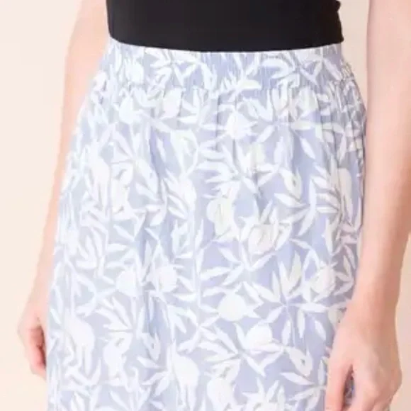 Periwinkle Blue Floral Print Skirt - Picture 6 of 7